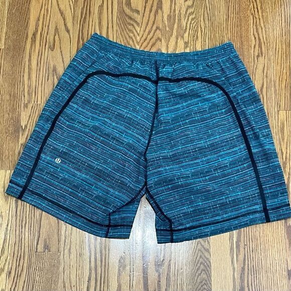 Lululemon Pace Breaker Shorts. Dark Teal Space Dye. Large. - Picture 2 of 7